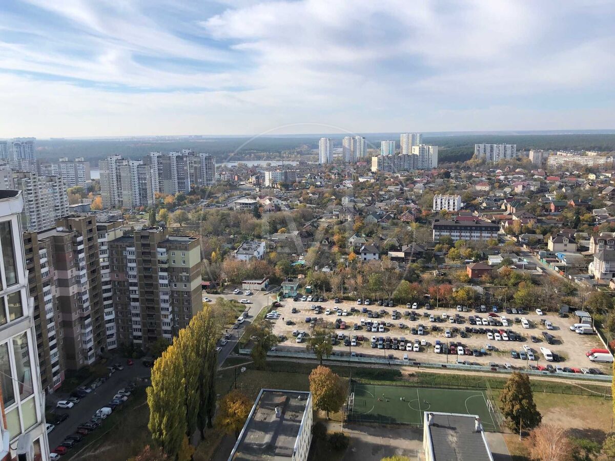 Осіння вул., 33