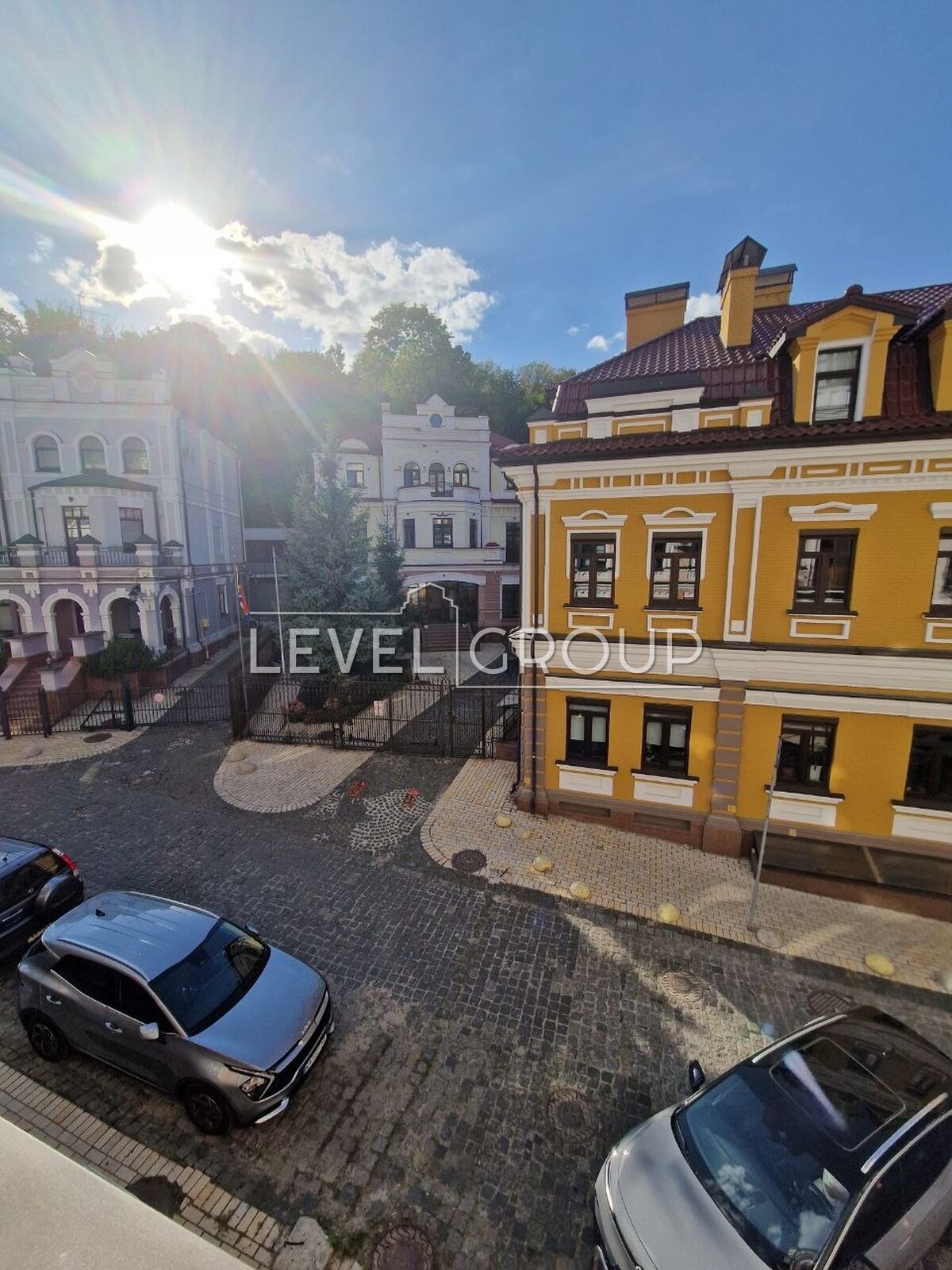 Goncharna St., 3