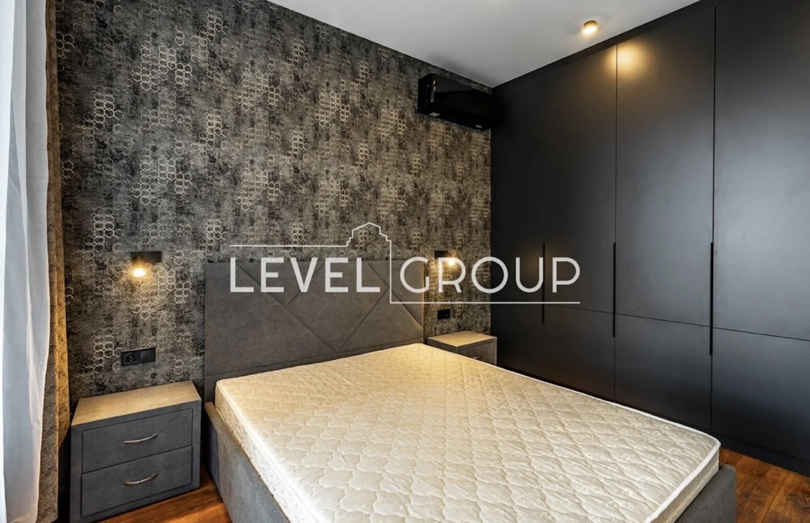 Lesia Ukrainka Blvd., 7A
