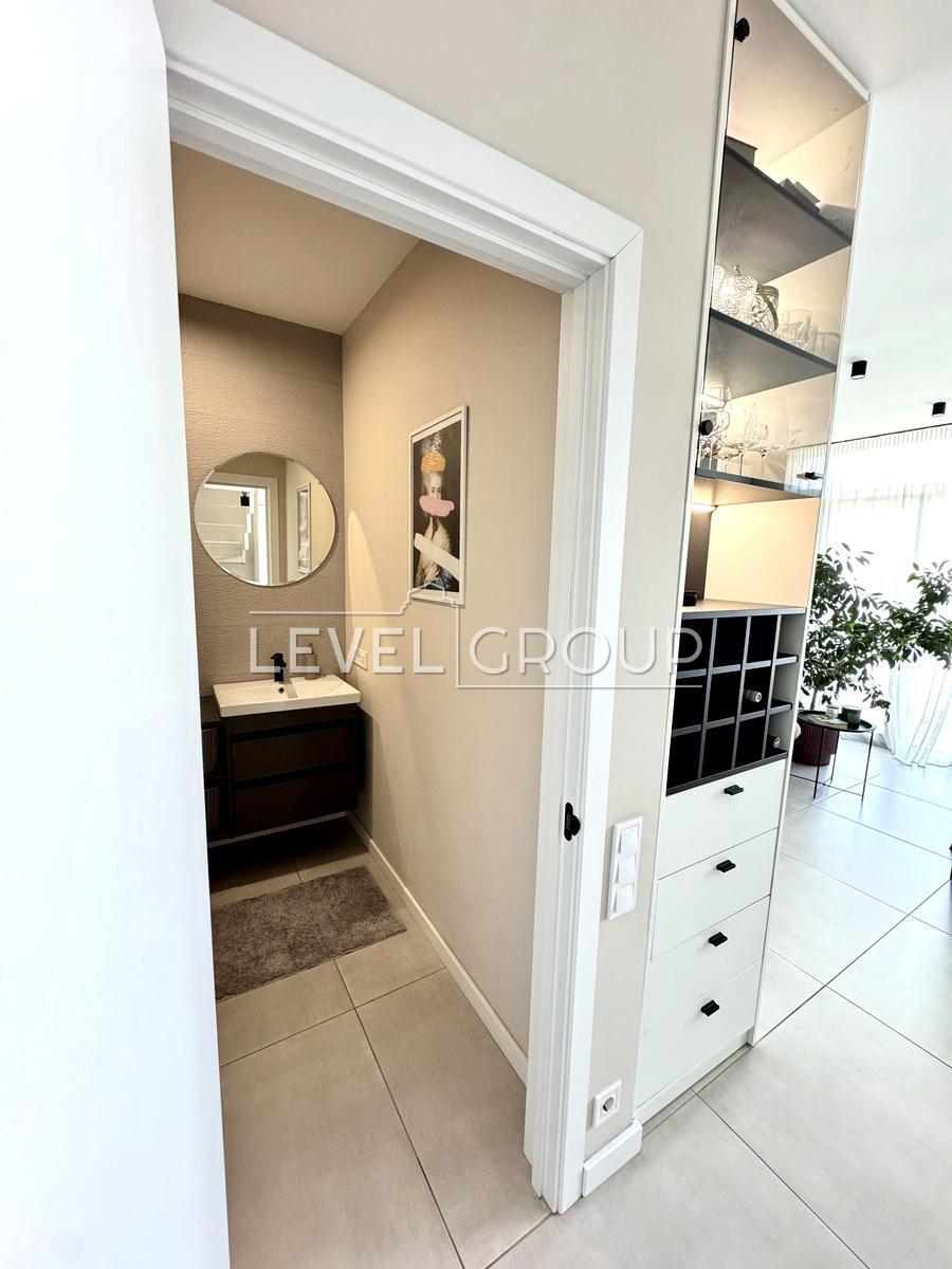 Ювілейний пров., 4/2