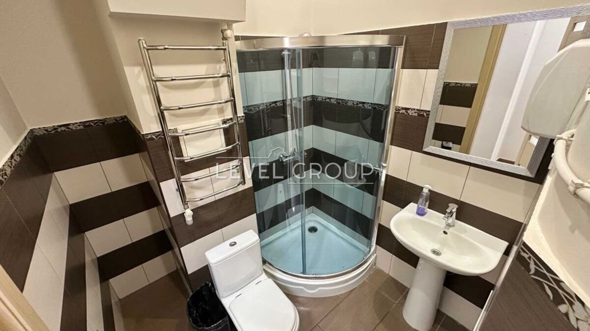 Левандовська вул. (Анищенка), 8