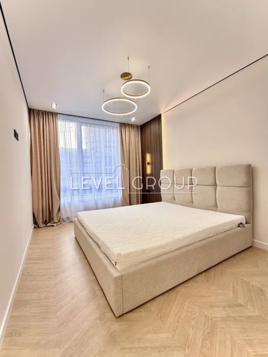 Oleksandra Olesia St., 9A