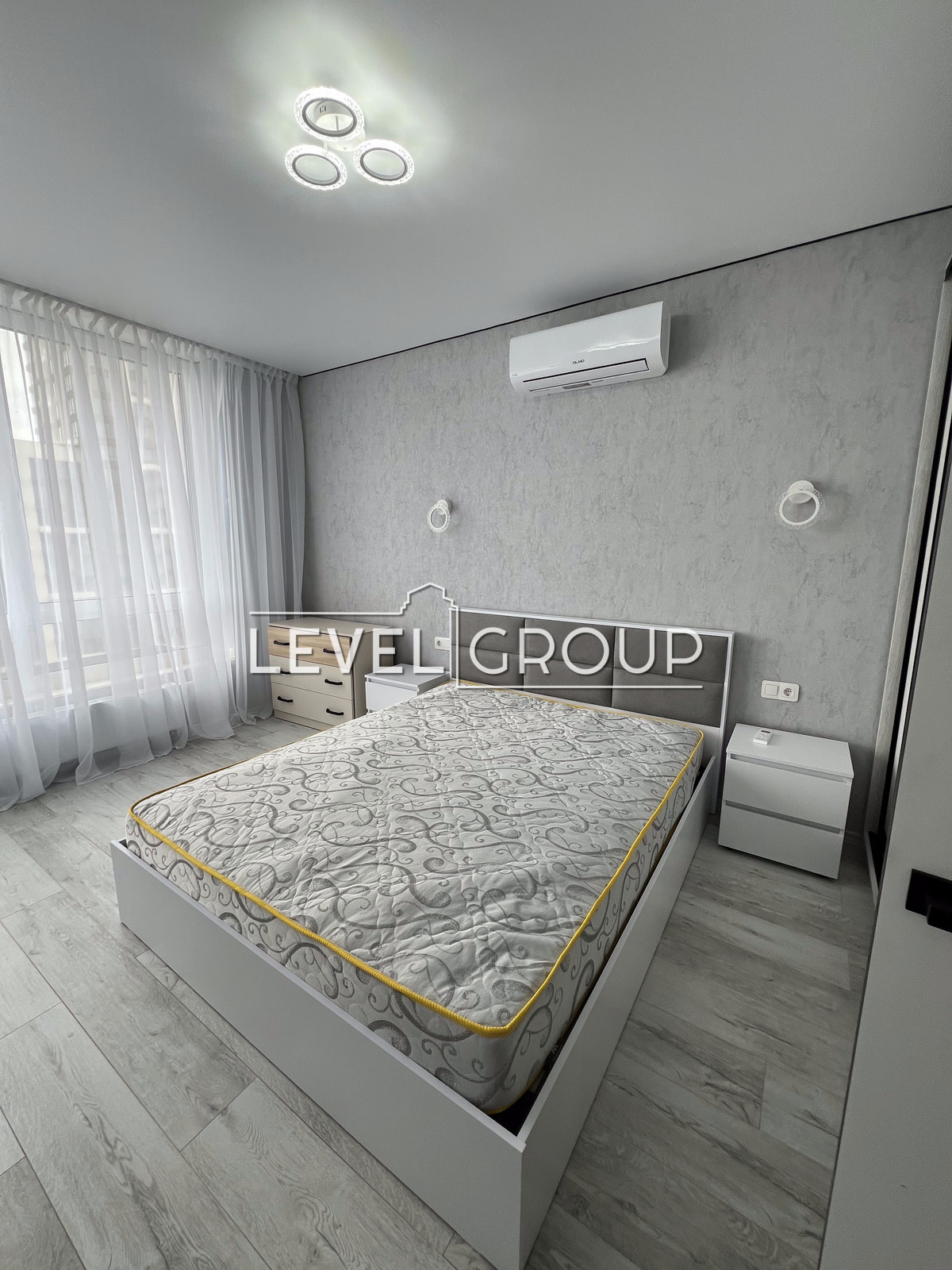 Krister Family Street, 14B