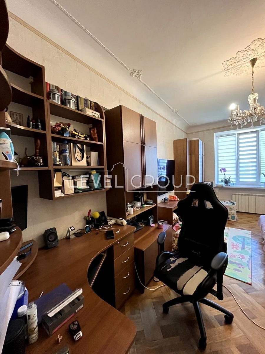 Академіка Ромоданова вул. (Пугачова), 19