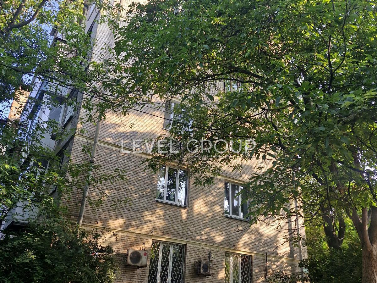 Івана Мазепи вул., 24