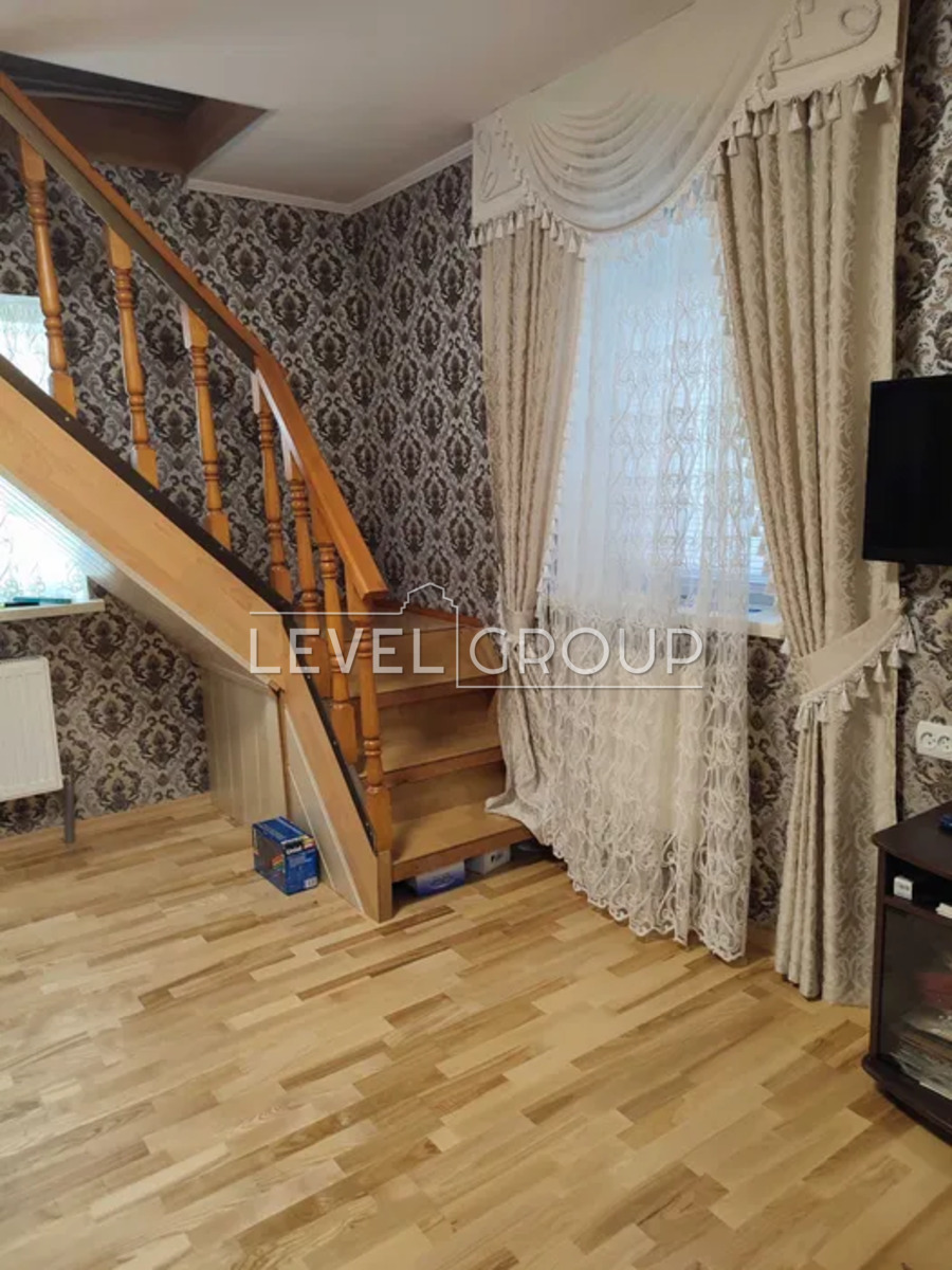 Озерна вул., 146