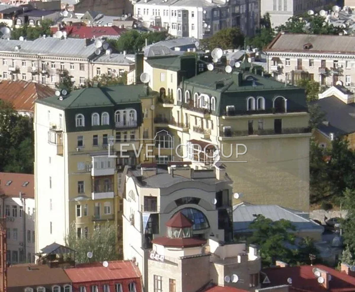 Круглоуніверситетська вул., 14