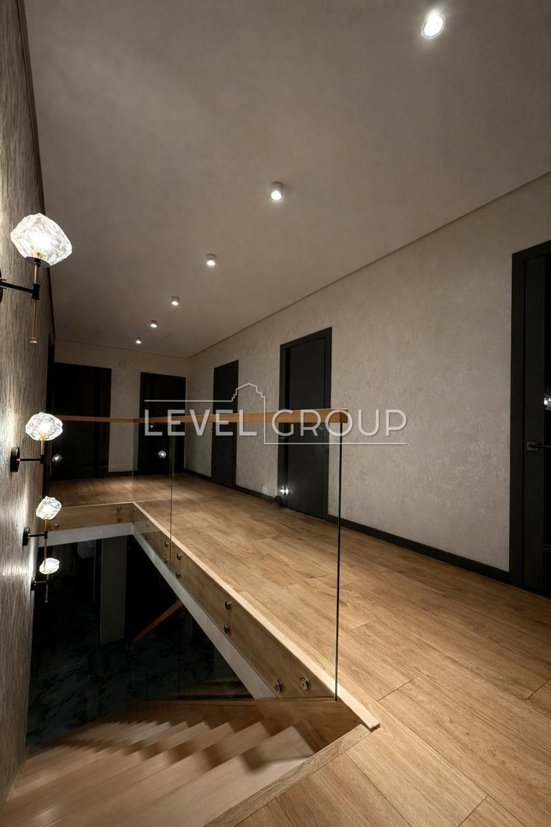 Петрівський пров., 10