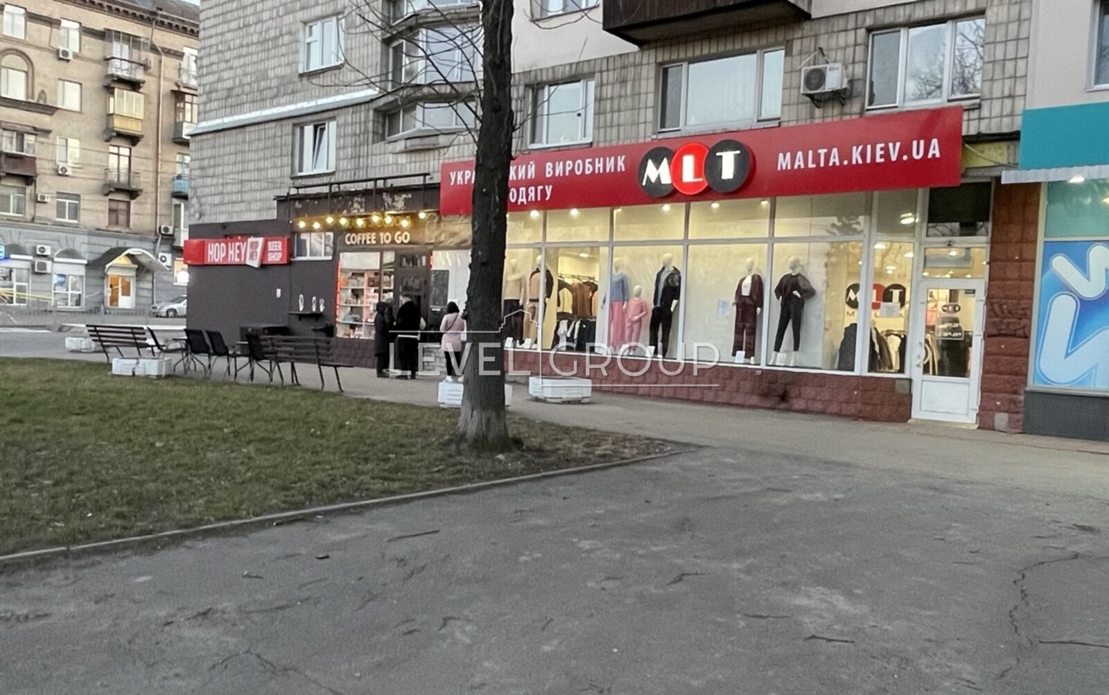 Kyrylivska St. (Frunze), 111