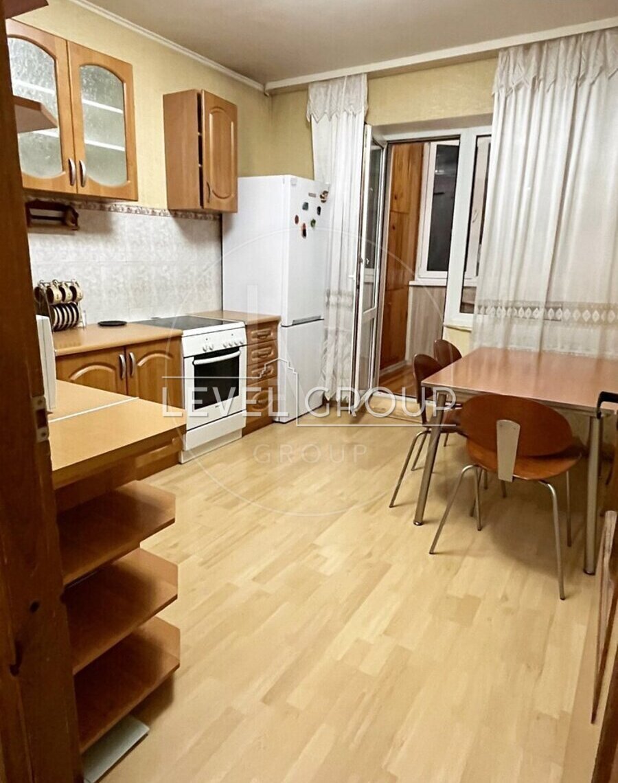 Петра Григоренка просп., 1/7