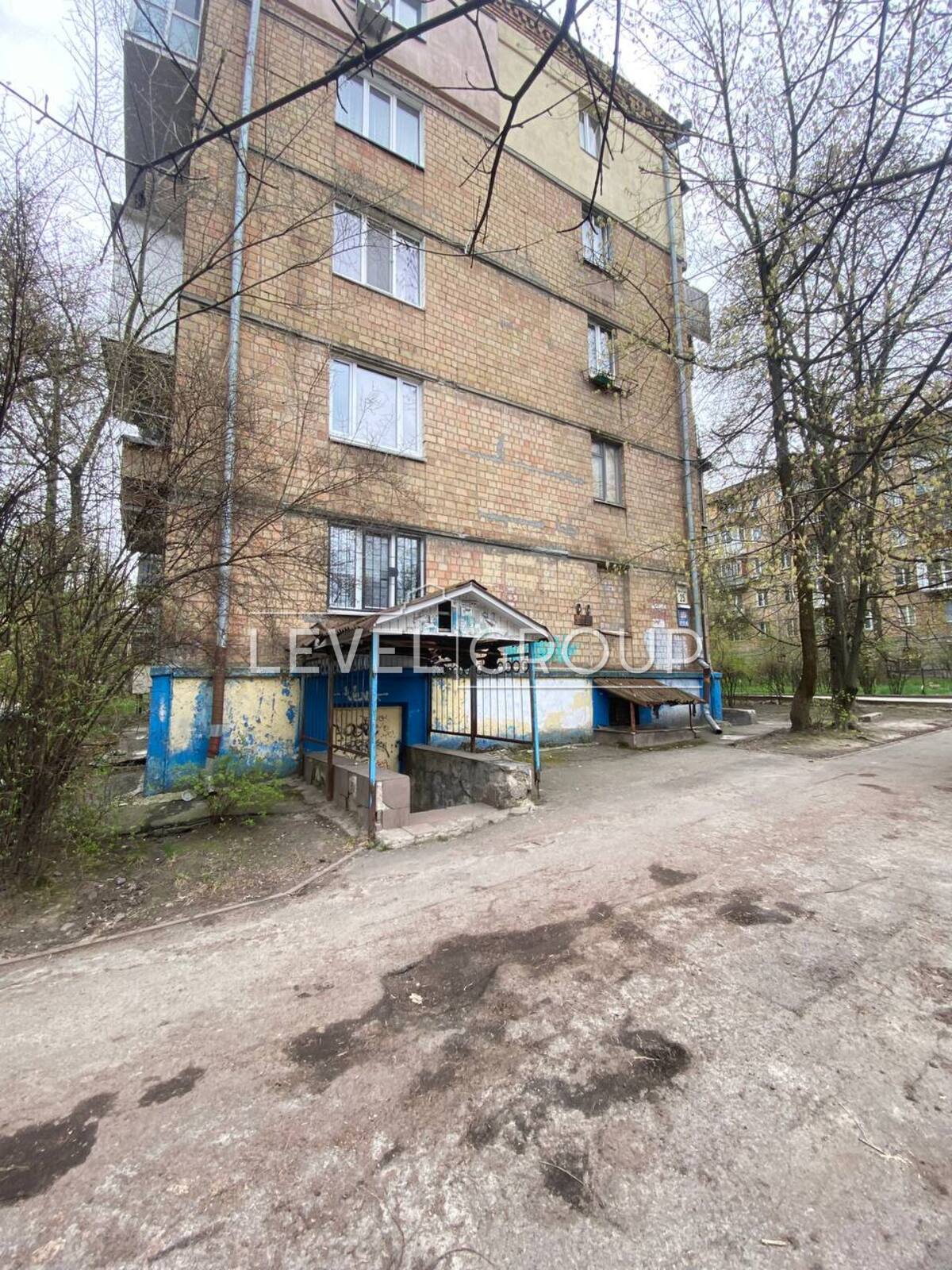 Уманська вул., 25