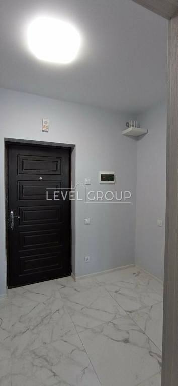 Heroes of the Heavenly Hundred Avenue, 38