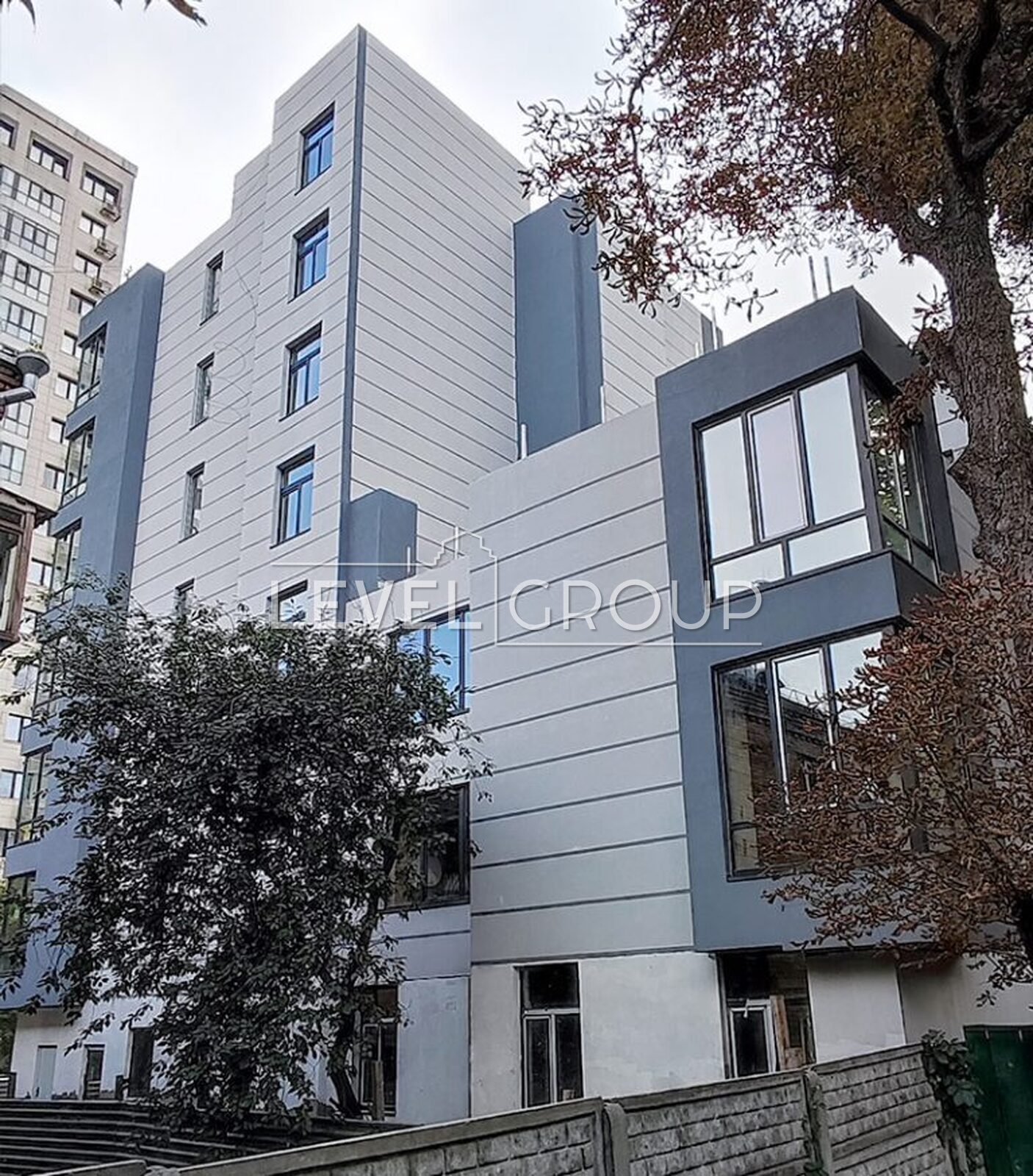 Патріарха Мстислава Скрипника вул. (Миколи Островського), 46