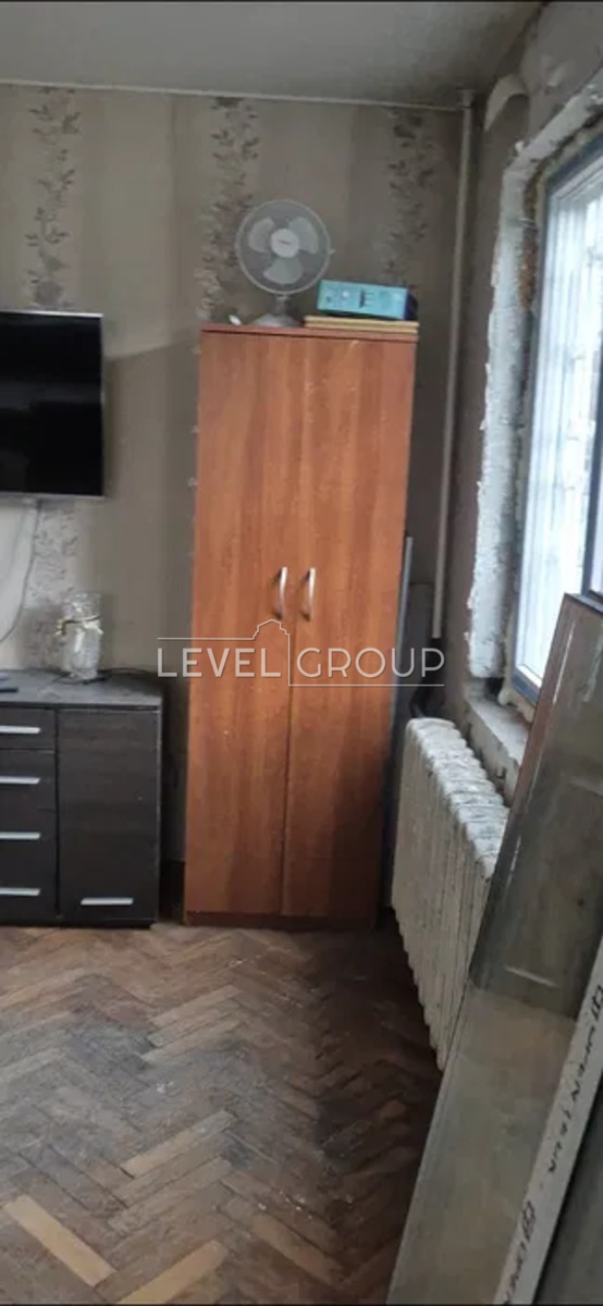 Академіка Стражеска вул., 9