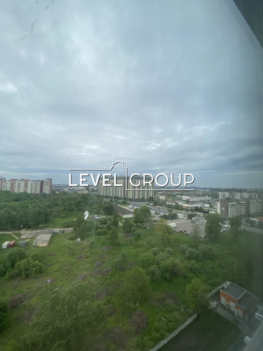 Михайла Максимовича вул. (Онуфрія Трутенка), 9В