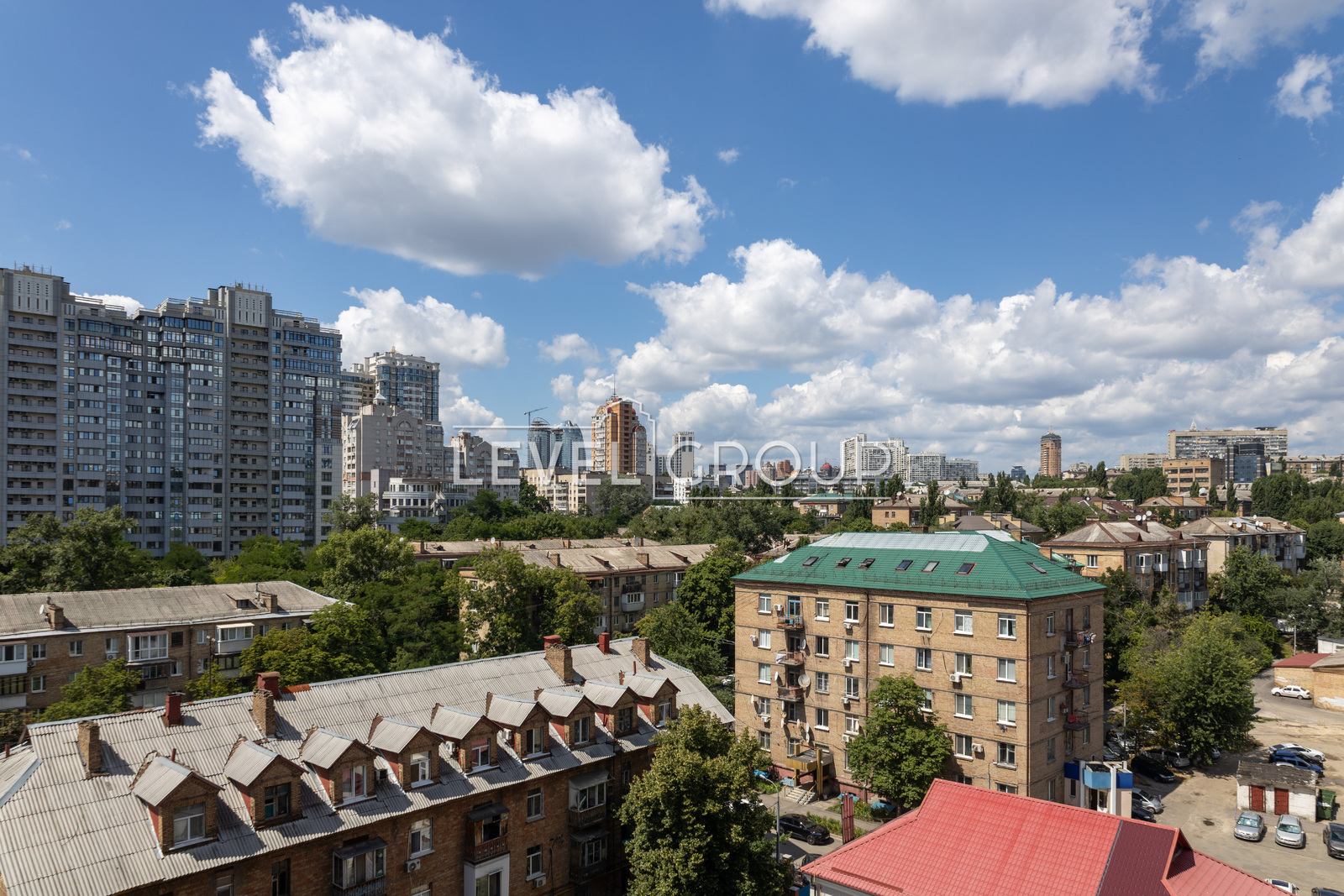 Mykhailo Boychuk St. (Vaso Kikvidze), 19a