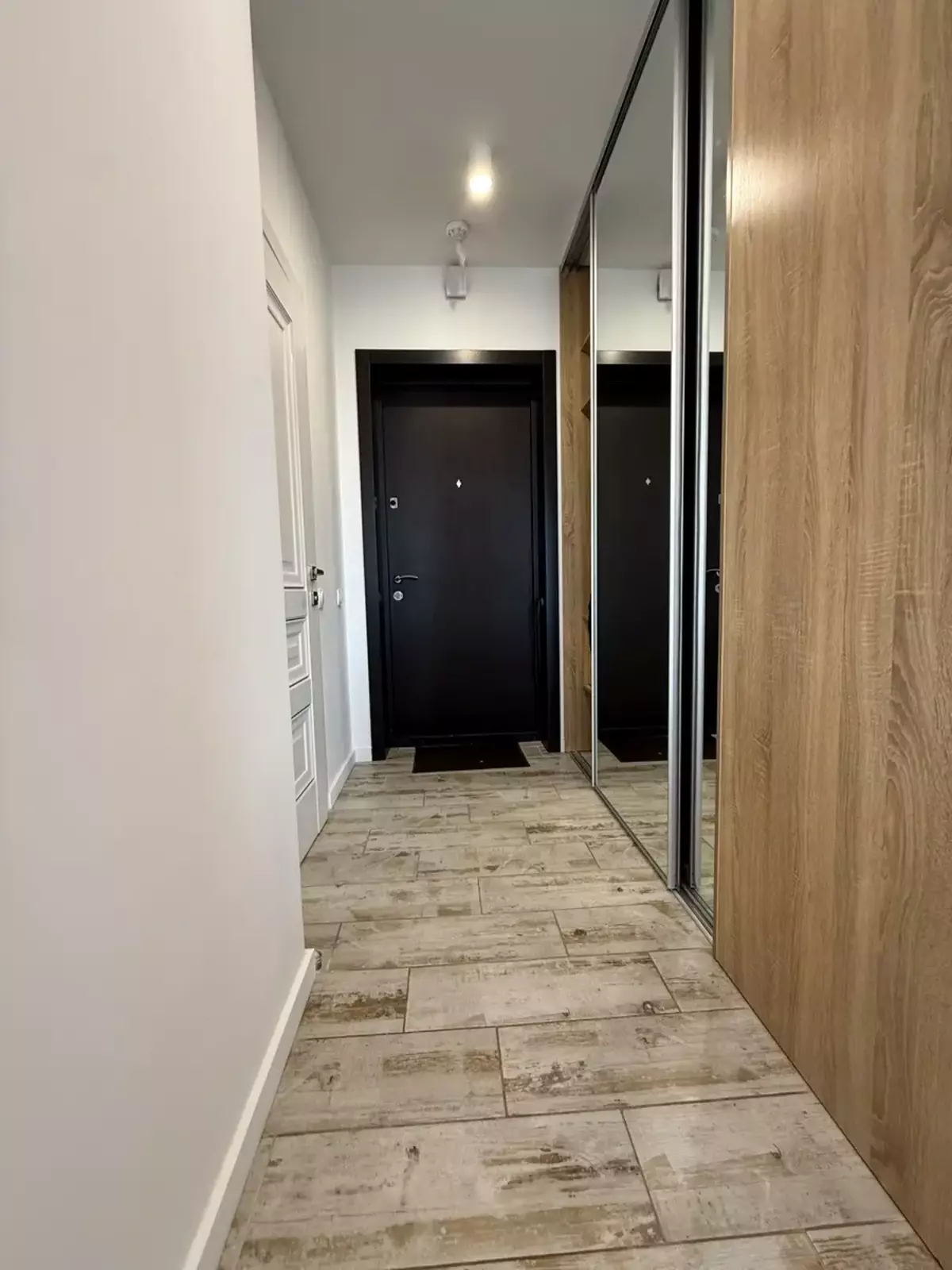 Предславинська вул., 55а