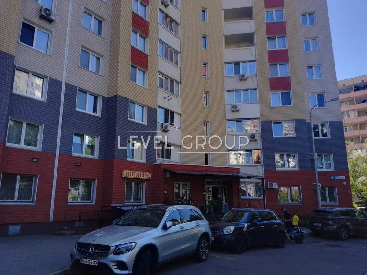 Yulia Zdanovskaya St. (Mykhaila Lomonosova)
